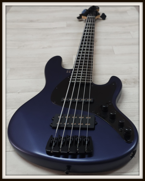 Sandberg California II TM5 Nighthawk Plus, Dark Grey Matte